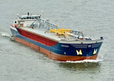 Marinda passing Emmerich am Rhein, 10-07-2009