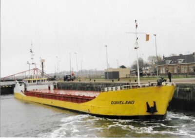 Duiveland arriving in IJmuiden, 2002