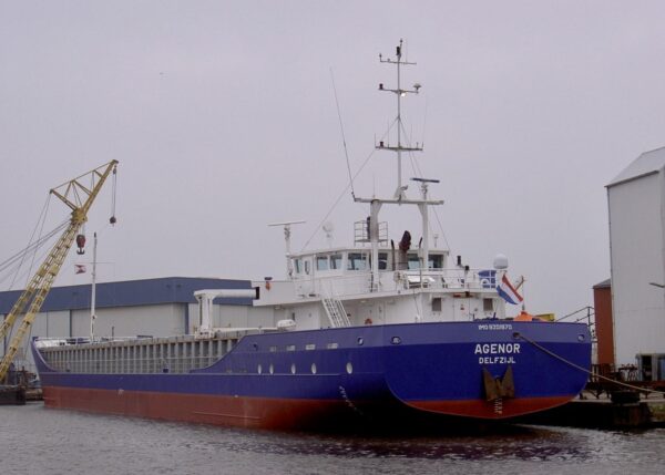 Agenor moored at Niestern Sander in Delfzijl, 27-03-2005