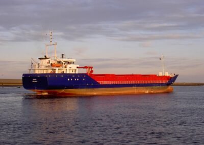 Esprit in Delfzijl, 21-10-2003