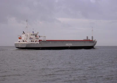 Flinterbothnia leaving Delfzijl for sea trials, 04-11-2003