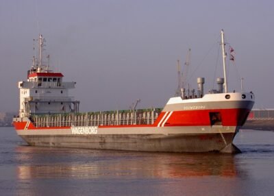 Gouweborg in Delfzijl, 10-12-2004