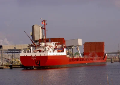 Jan-V loading at Akzo in Delfzijl, 07-03-2004