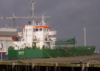 Leckö moored in Harlingen, 07-02-2004