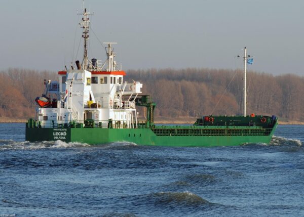 Leckö passing Rozenburg, 11-01-2009