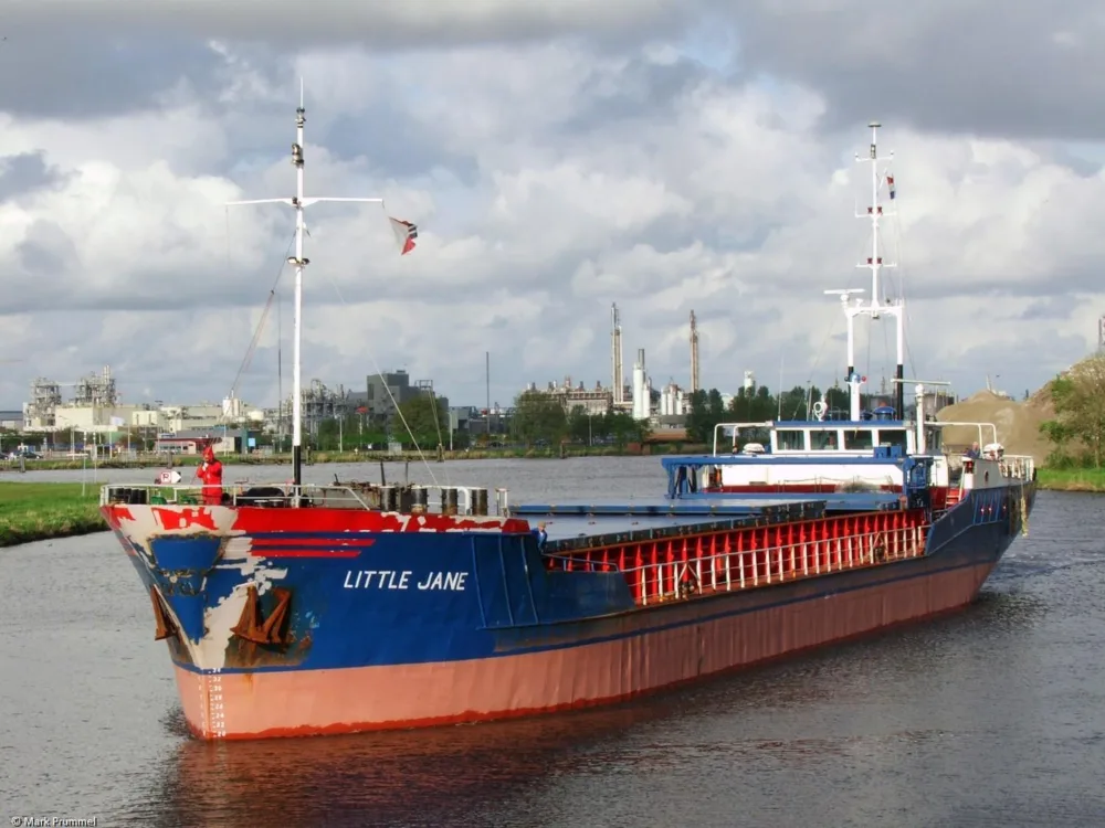 Little Jane in Delfzijl, 07-05-2005