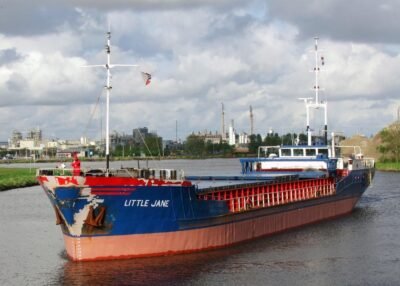 Little Jane in Delfzijl, 07-05-2005