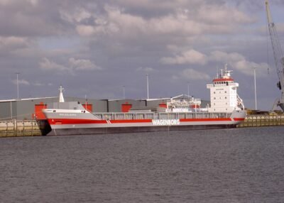Moezelborg moored at Handelskade Oost in Delfzijl, 27-07-2003