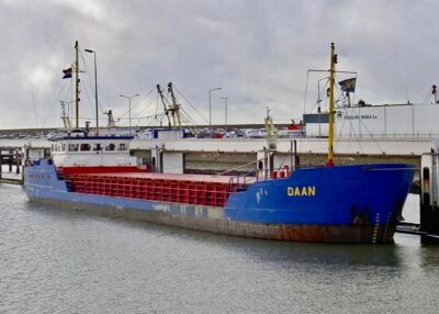 Daan moored in Harlingen, 27-02-2005