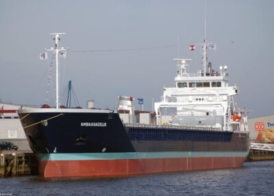 Ambassadeur moored at Handelskade West in Delfzijl for delivery, 16-02-2007
