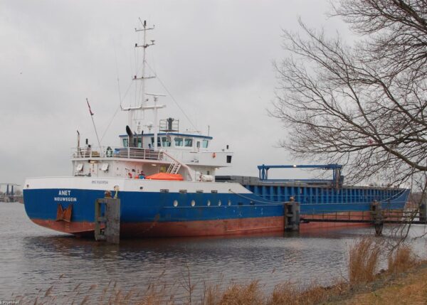 Anet moored in Delfzijl, 05-01-2007