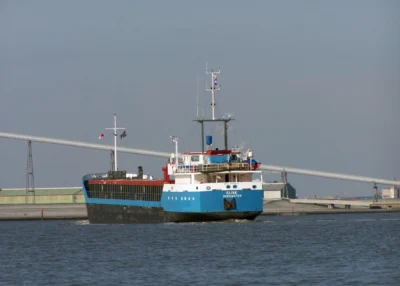 Elise on river Eems, 12-03-2006