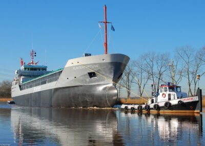 Flinterfortune passing Appingedam underway to Delfzijl from Westerbroek, 11-02-2008