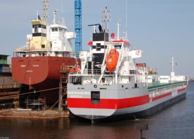 Hudsonborg at shipyard Niestern Sander B.V. in Delfzijl, 20-09-2006