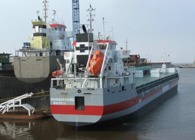 Humberborg moored in Delfzijl, 16-04-2006