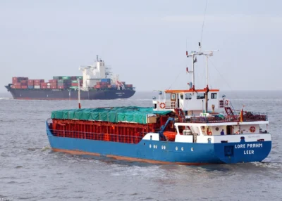 Lore Phram outbound Cuxhaven, 17-02-2007