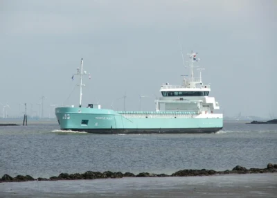 Marietje Benita arriving in Delfzijl, 21-05-2006