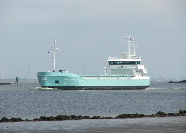 Marietje Benita arriving in Delfzijl, 21-05-2006