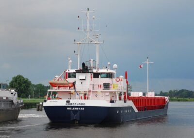 Nordfjord in Delfzijl, 25-06-2007