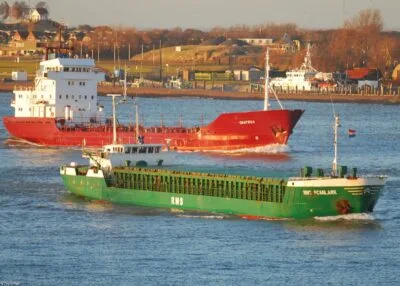 RMS Scanlark passing Hook of Holland, 12-01-2008