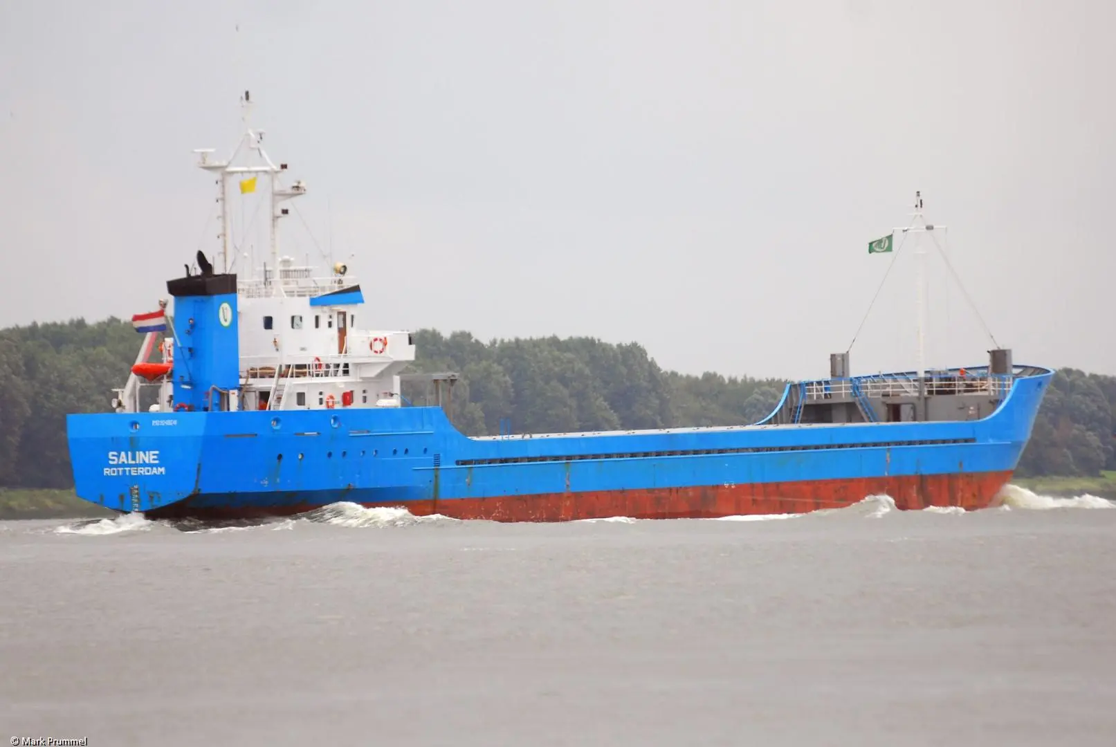 Saline passing Rozenburg, 22-07-2007