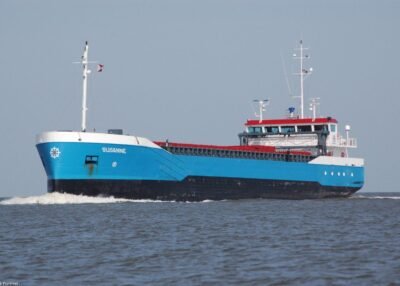 Susanne on river Eems, 20-09-2006