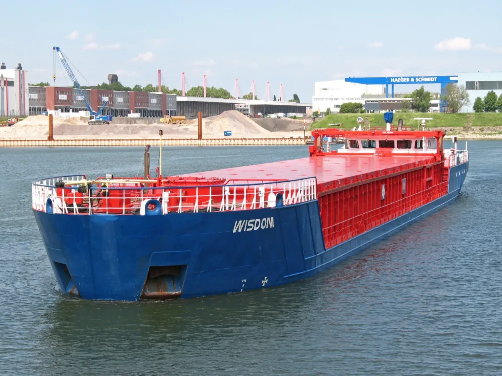 Wisdom leaving Duisburg, 24-05-2008
