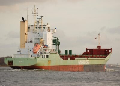 Zeus passing Rozenburg, 14-01-2007