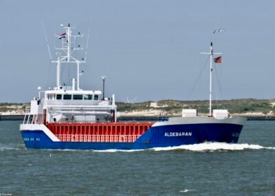 Aldebaran passing Hook of Holland, 26-06-2010