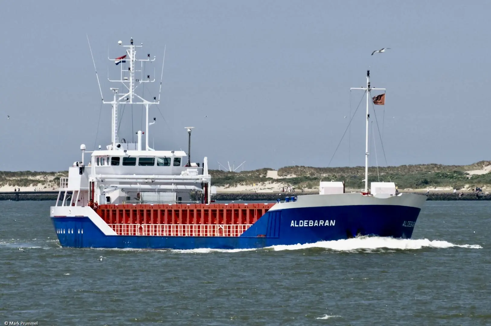 Aldebaran passing Hook of Holland, 26-06-2010