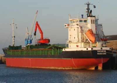 Aasheim moored in Harlingen, 12-12-2008