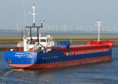 Albertus F leaving Delfzijl, 06-05-2008