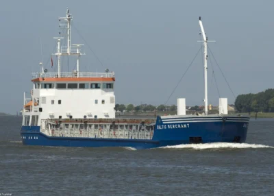 Baltic Merchant passing Rozenburg, 24-05-2009