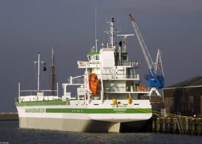 CFL Proud moored at Nieuwe Willemshaven in Harlingen, 21-11-2009