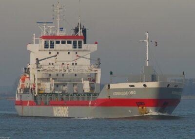 Koningsborg passing Rozenburg, 11-01-2009