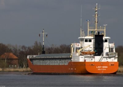 Lady Nona in Kiel Canal passing Burg, 03-04-2010