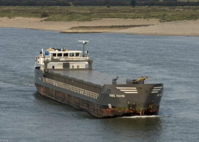 RMS Rahm on river Waal passing Nijmegen, 16-09-2009