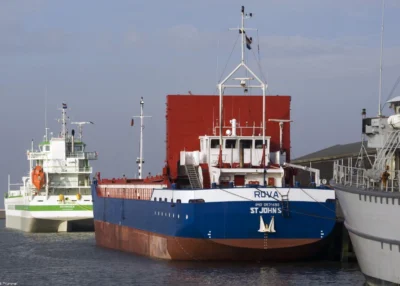 Rova moored at the Nieuwe Willemshaven in Harlingen, 21-11-2009