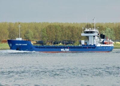 Wilson Lahn passing Rozenburg, 02-05-2008