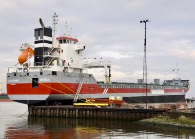 Erieborg moored at Wagenborg Terminal in Delfzijl, 07-11-2009