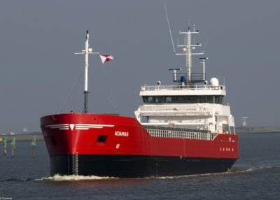 Adamas arriving in Delfzijl, 18-04-2010