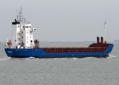 Alta Mar on river Scheldt passing Terneuzen, 30-04-2013