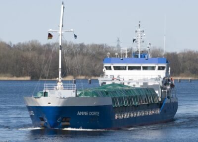 Anne Dorte in Kiel Canal passing Rendsburg, 08-04-2012