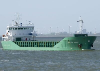 Arklow Racer on river Scheldt passing Terneuzen, 30-04-2013