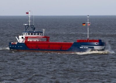 Bremer Victoria on river Elbe passing Cuxhaven, 12-02-2011
