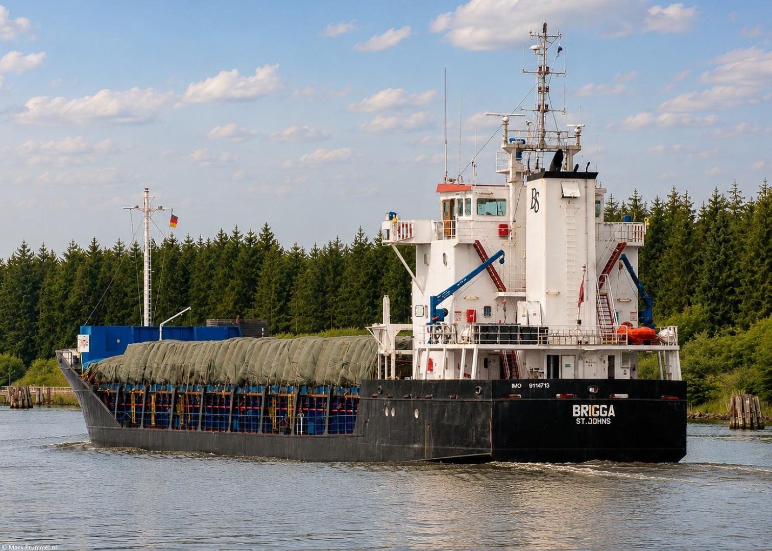 Brigga in Kiel Canal passing Breiholz, 01-06-2014 Brigga in Kiel Canal passing Breiholz, 01-06-2014