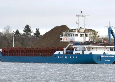 Eric Hammann moored in Papenburg, 02-01-2011