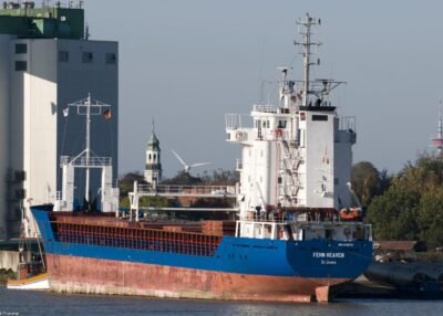 Fehn Heaven moored in Leer, 22-10-2011
