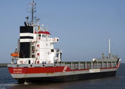 Geulborg arriving in Delfzijl, 09-04-2011