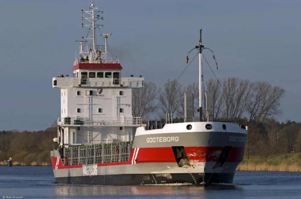 Gooteborg in Kiel Canal passing Rendsburg, 08-04-2012